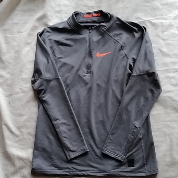 nike sport sweater